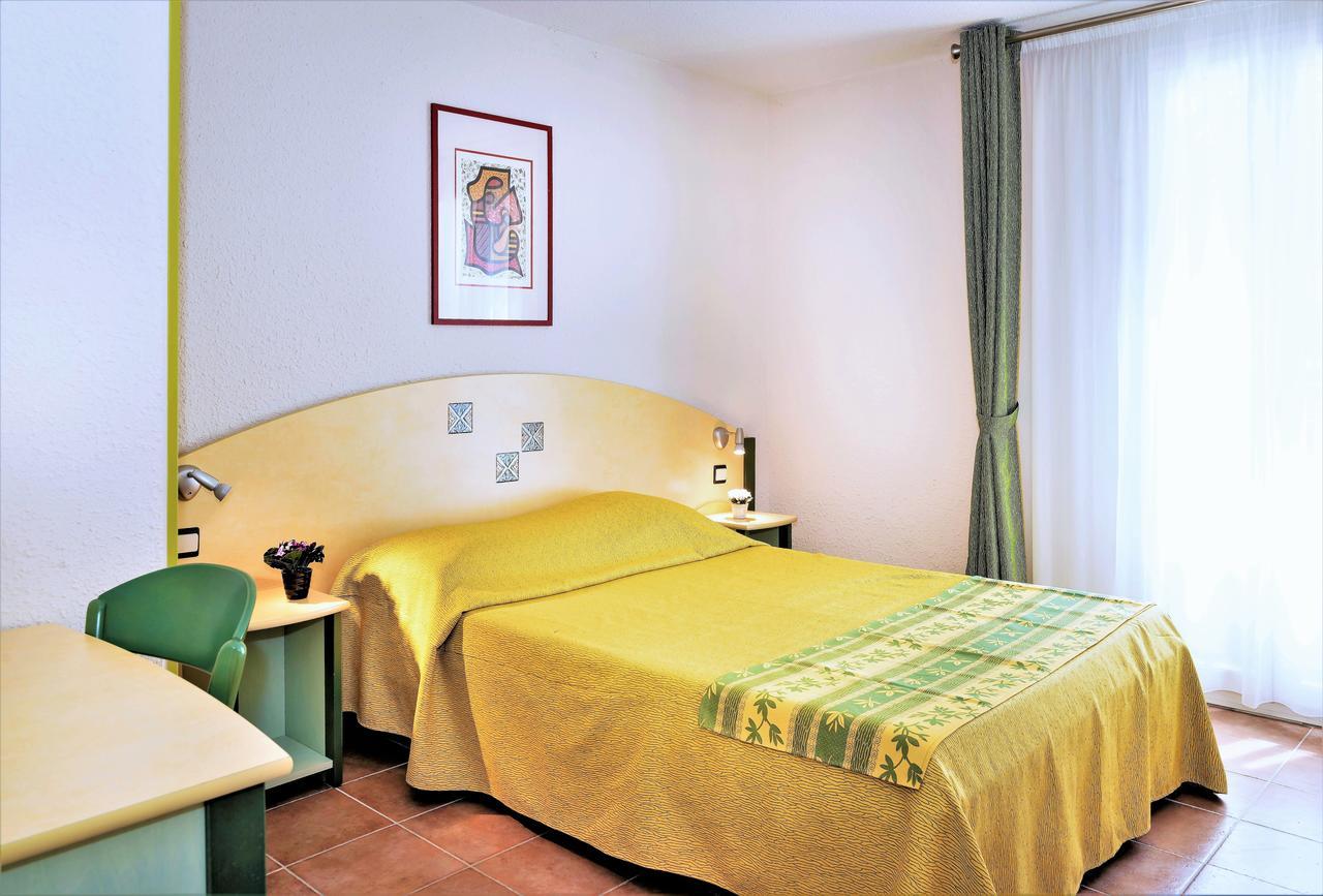 Hotel Village-vacances De La Romaine 3*